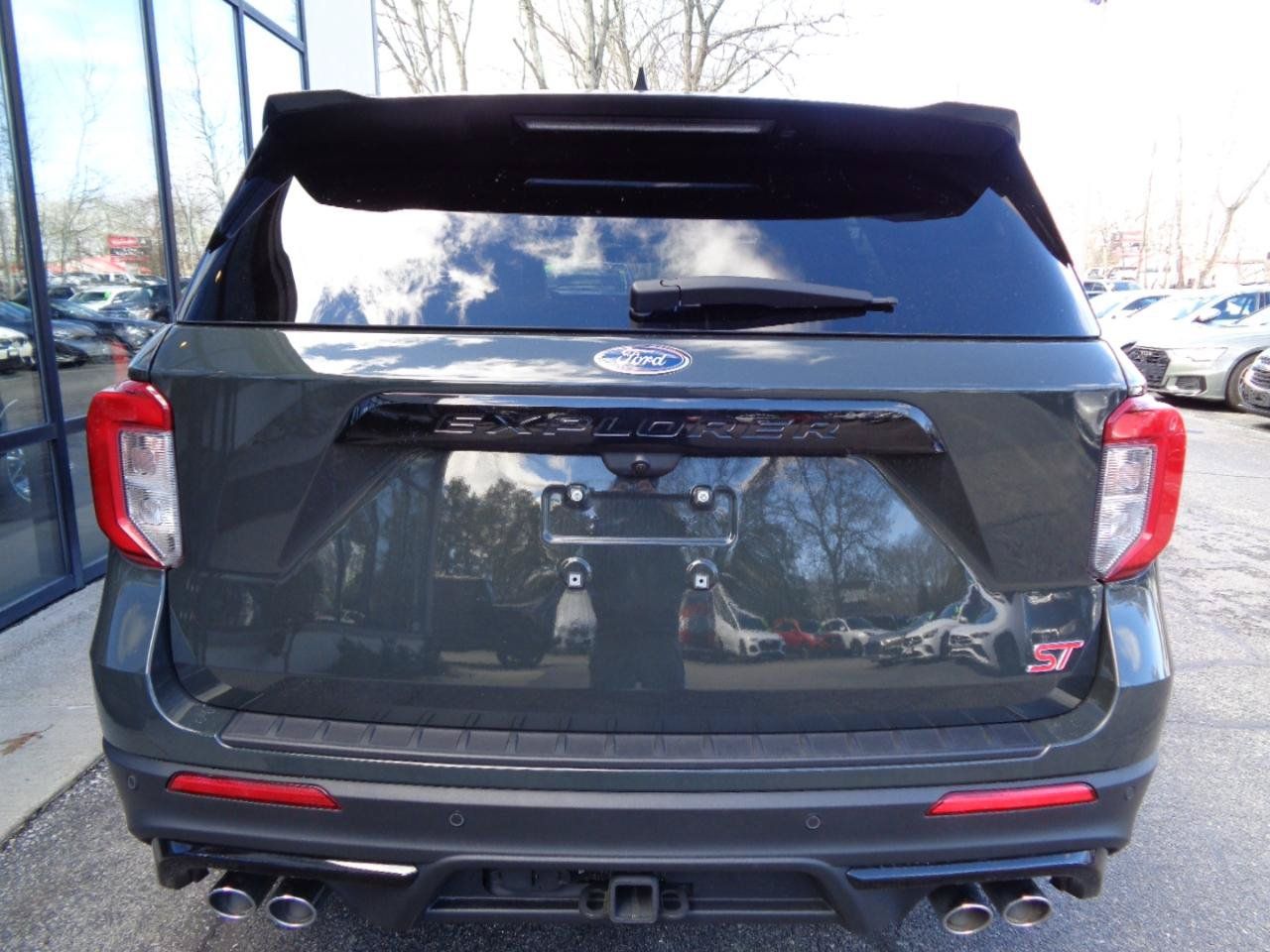 Used 2024 Ford Explorer ST w/ Equipment Group 401A AWD/4WD image 6