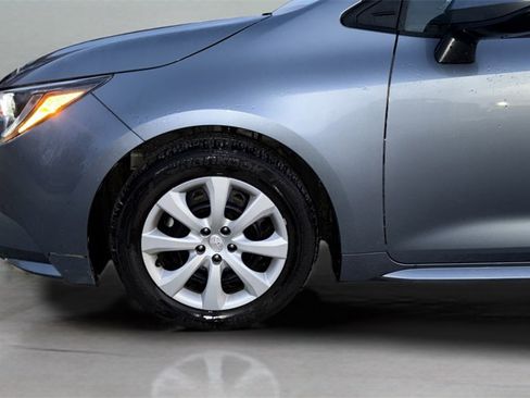 Used 2024 Toyota Corolla LE image 9