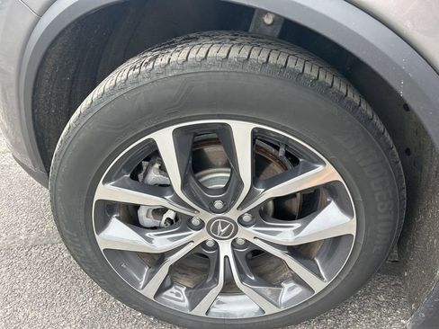 Used 2023 Acura MDX SH-AWD w/ Technology Package image 12