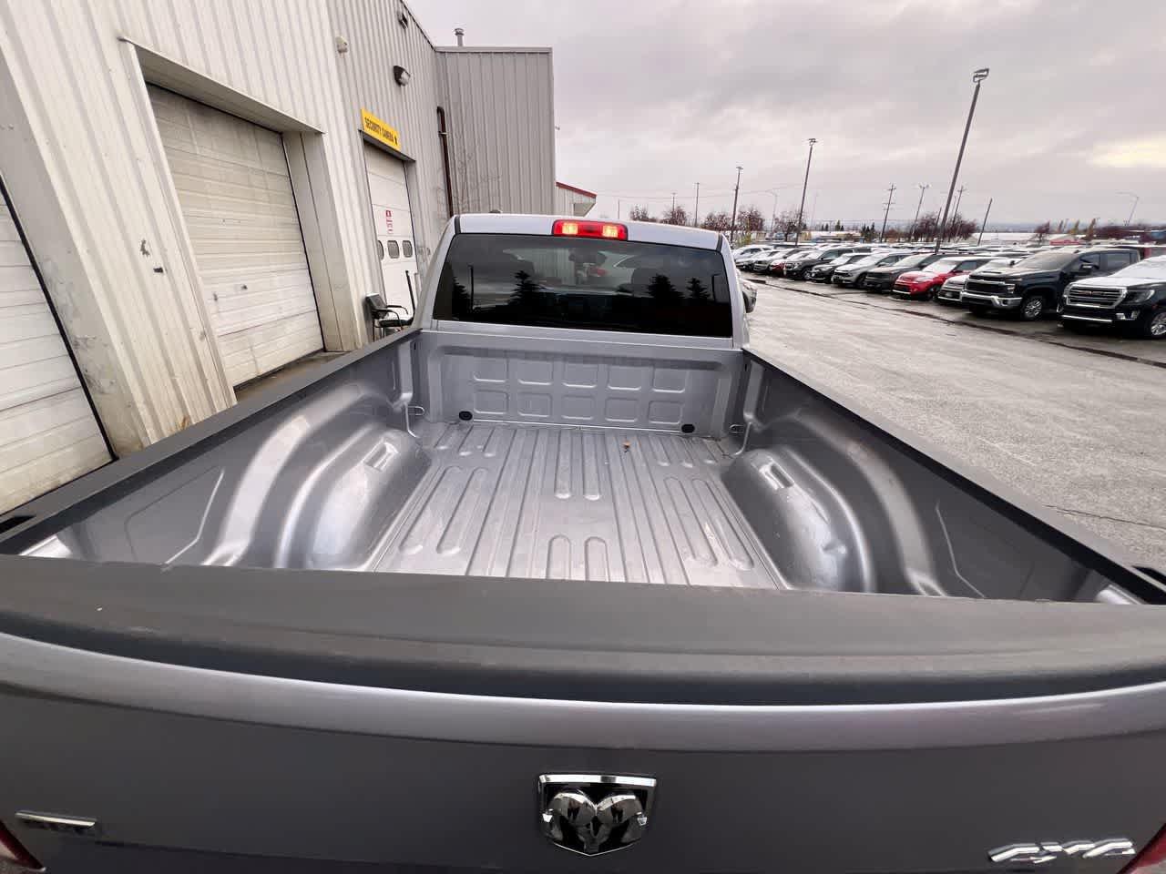 Used 2024 RAM 1500 Classic SLT AWD/4WD image 26