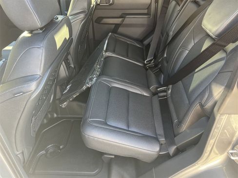 New 2025 Ford Bronco Big Bend w/ Black Diamond Package image 18