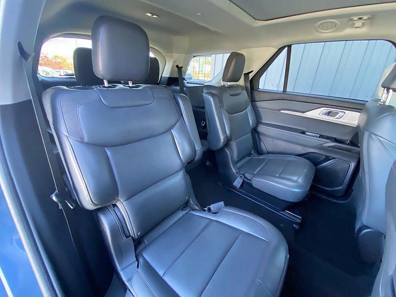 Used 2025 Ford Explorer Active w/ Active Comfort Package AWD/4WD image 33