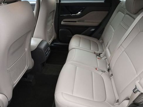 Used 2023 Lincoln Corsair AWD image 21