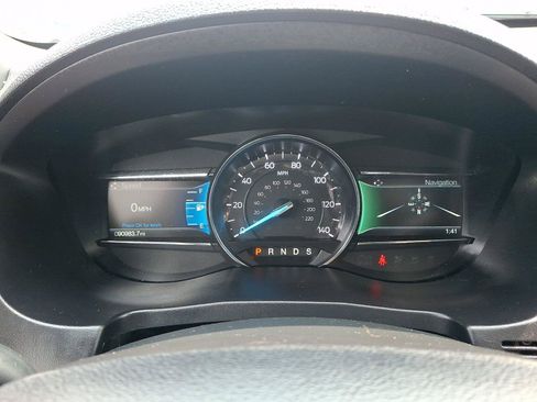 Certified 2018 Ford Explorer XLT w/ Equipment Group 202A AWD/4WD image 21