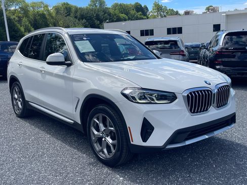 Certified 2023 BMW X3 xDrive30i w/ Premium Package AWD/4WD image 3