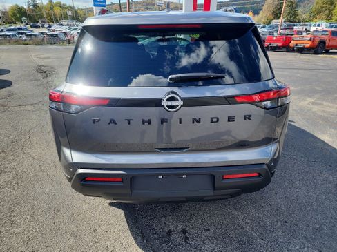 New 2025 Nissan Pathfinder SV w/ Black Appearance Package image 7