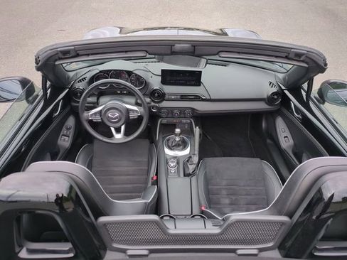 Used 2024 MAZDA MX-5 Miata Club w/ Brembo/BBS Recaro Package RWD image 29