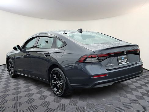 Used 2025 Honda Accord SE image 5