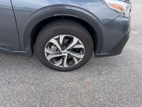 Used 2021 Subaru Outback Limited XT AWD/4WD image 4