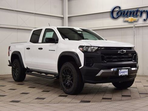 New 2026 Chevrolet Colorado Trail Boss AWD/4WD image 1