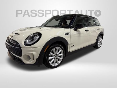 Used 2023 MINI Cooper Clubman S image 1