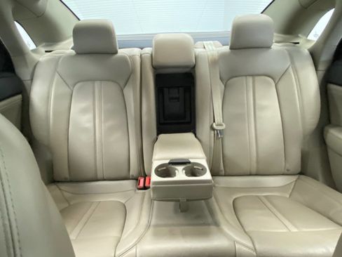 Used 2017 Lincoln MKZ Reserve image 41