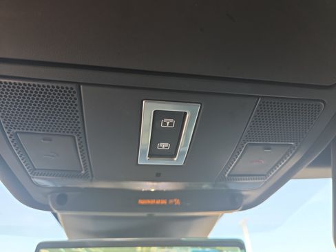 Used 2020 Land Rover Range Rover Evoque First Edition AWD/4WD image 8