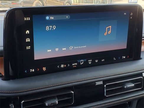 Certified 2025 Lincoln Aviator Black Label image 21