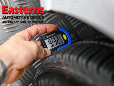 Used 2024 Nissan Sentra SV image 28