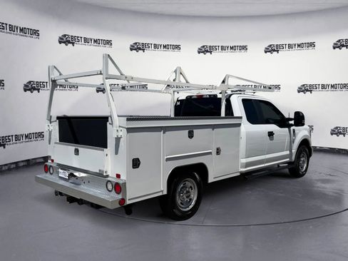 Used 2022 Ford F250 XL w/ Power Equipment Group RWD image 8