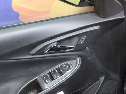 Used 2017 Chevrolet Malibu LS FWD image 13