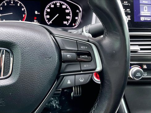 Used 2022 Honda Accord Sport image 11