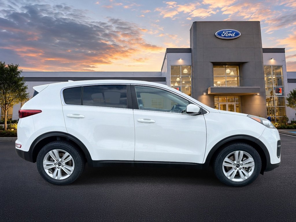 Used 2019 Kia Sportage LX FWD image 9