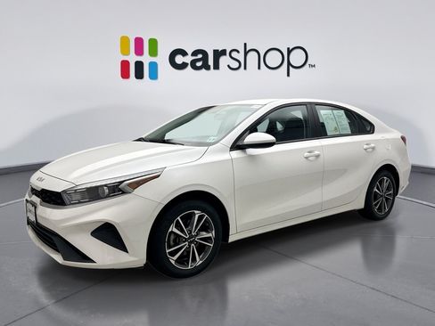 Used 2023 Kia Forte LXS FWD image 1