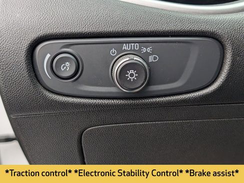 Used 2024 Chevrolet Malibu LT image 10