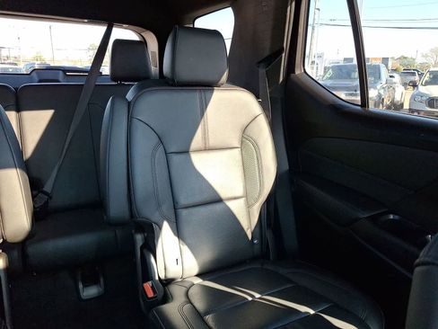 Used 2023 Chevrolet Traverse RS image 15