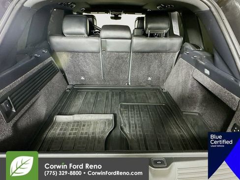 Used 2020 Land Rover Range Rover HSE image 31