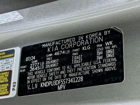 Used 2025 Kia Sportage LX image 12