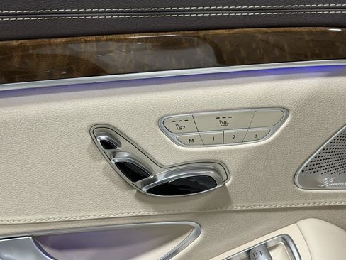 Used 2015 Mercedes-Benz S 63 AMG 4MATIC Sedan w/ Driver Assistance Package image 44