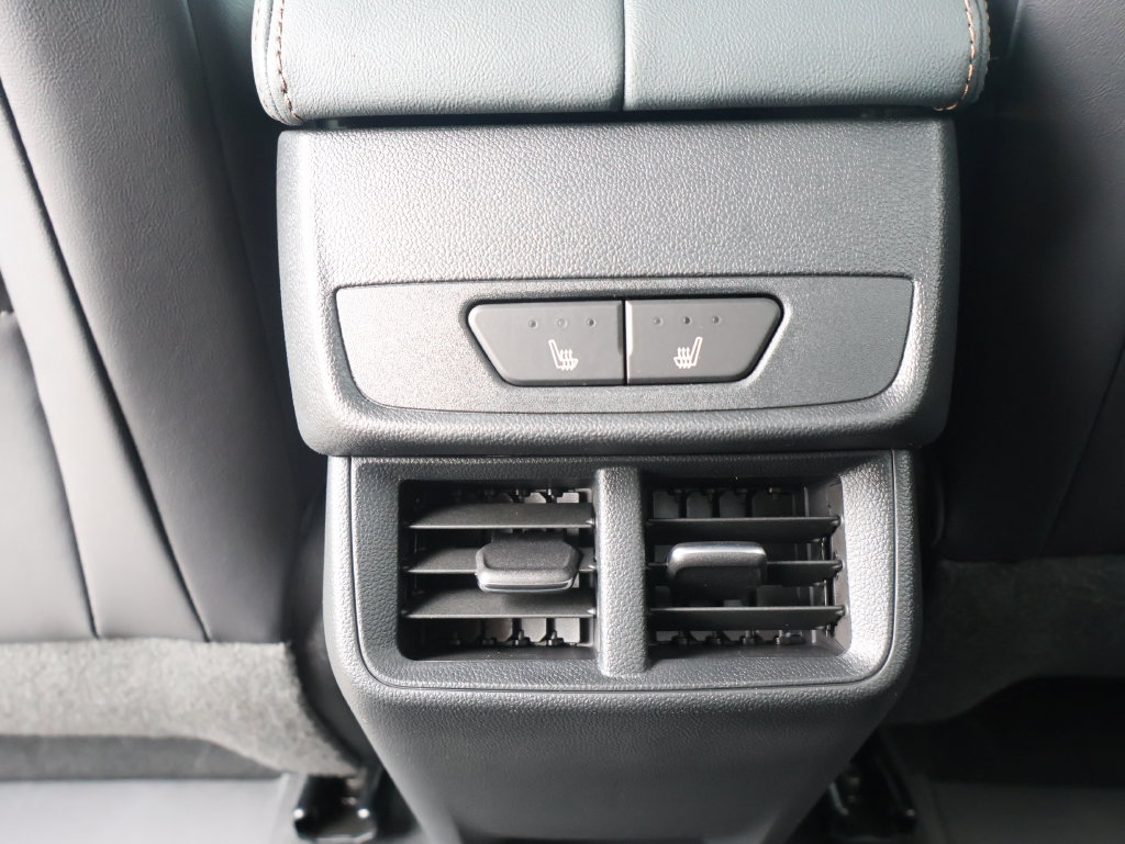 New 2027 GMC Terrain AT4 w/ Convenience Package III AWD/4WD image 27