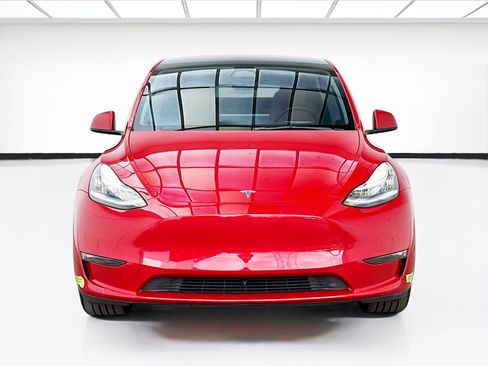 Used 2023 Tesla Model Y Long Range AWD/4WD image 2