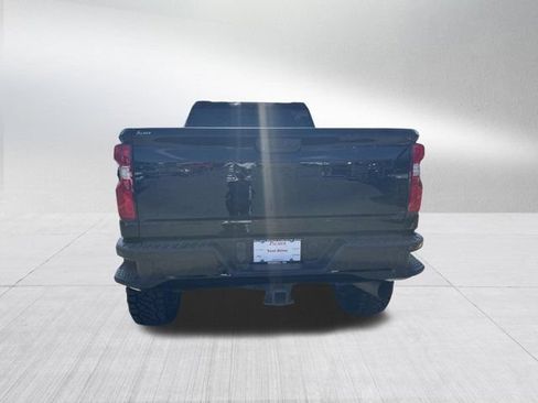 Used 2021 Chevrolet Silverado 2500 LTZ w/ Z71 Chrome Sport Edition AWD/4WD image 7