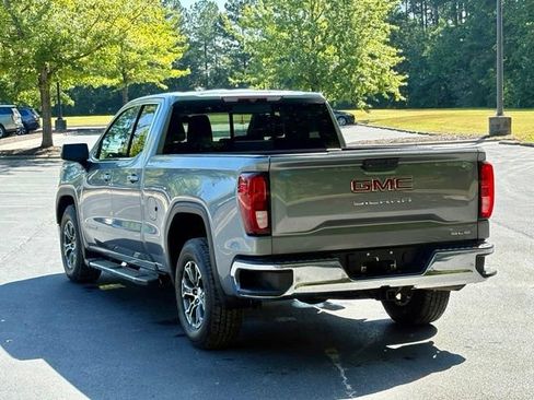 Used 2020 GMC Sierra 1500 SLE w/ SLE Value Package RWD image 5