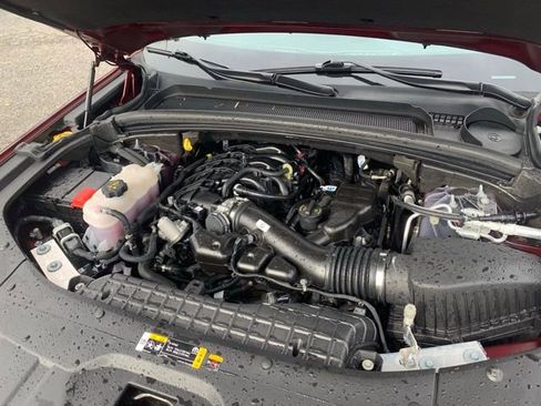 Used 2023 Jeep Grand Cherokee Altitude image 32