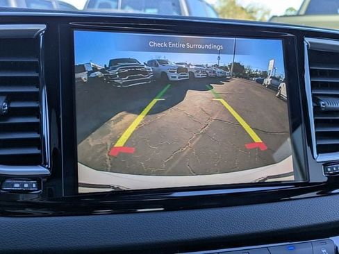 New 2026 Chrysler Voyager LX FWD image 21