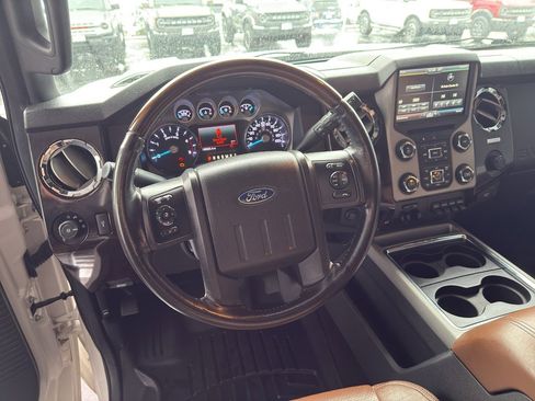 Used 2016 Ford F250 Platinum w/ FX4 Off-Road Package image 14