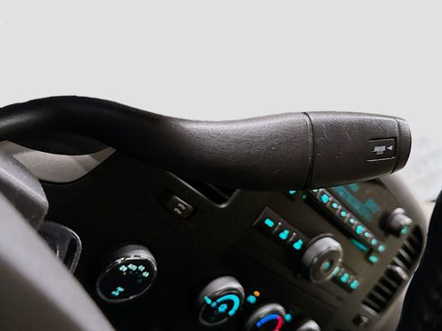 Used 2012 Chevrolet Silverado 1500 LT AWD/4WD image 17