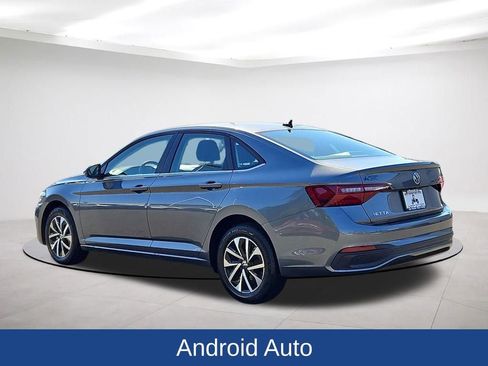 Used 2024 Volkswagen Jetta S image 5