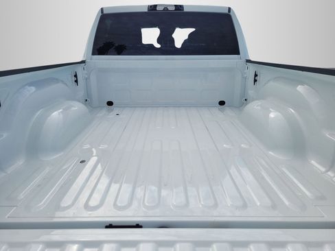 New 2026 RAM 2500 Big Horn AWD/4WD image 7