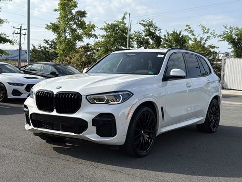 Used 2023 BMW X5 xDrive40i w/ Executive Package AWD/4WD image 6