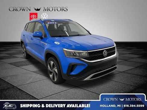 Used 2023 Volkswagen Taos SE AWD/4WD image 1