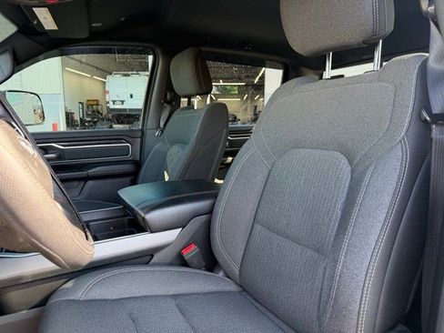 Used 2019 RAM 1500 Big Horn image 2