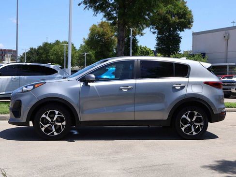 Used 2022 Kia Sportage LX FWD image 3