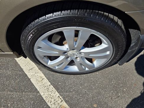 Used 2011 Mercedes-Benz C 300 Sedan image 13