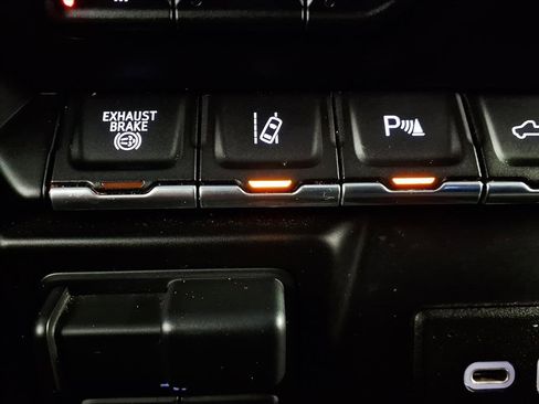 Used 2020 GMC Sierra 2500 Denali w/ Denali Ultimate Package image 20