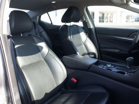 Used 2023 Nissan Maxima SV w/ Floor Mat Group image 23