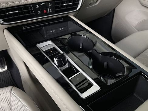 New 2026 Volkswagen Atlas SEL Premium R-Line image 17