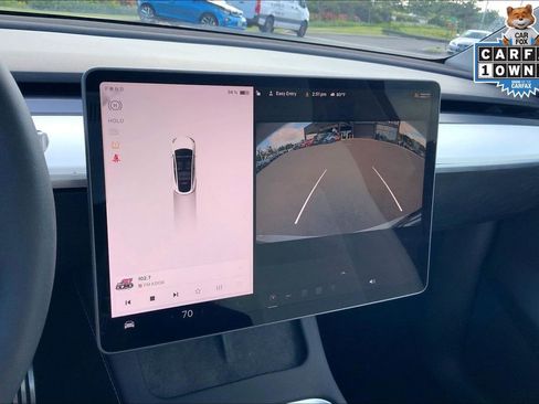 Used 2023 Tesla Model Y Performance image 19