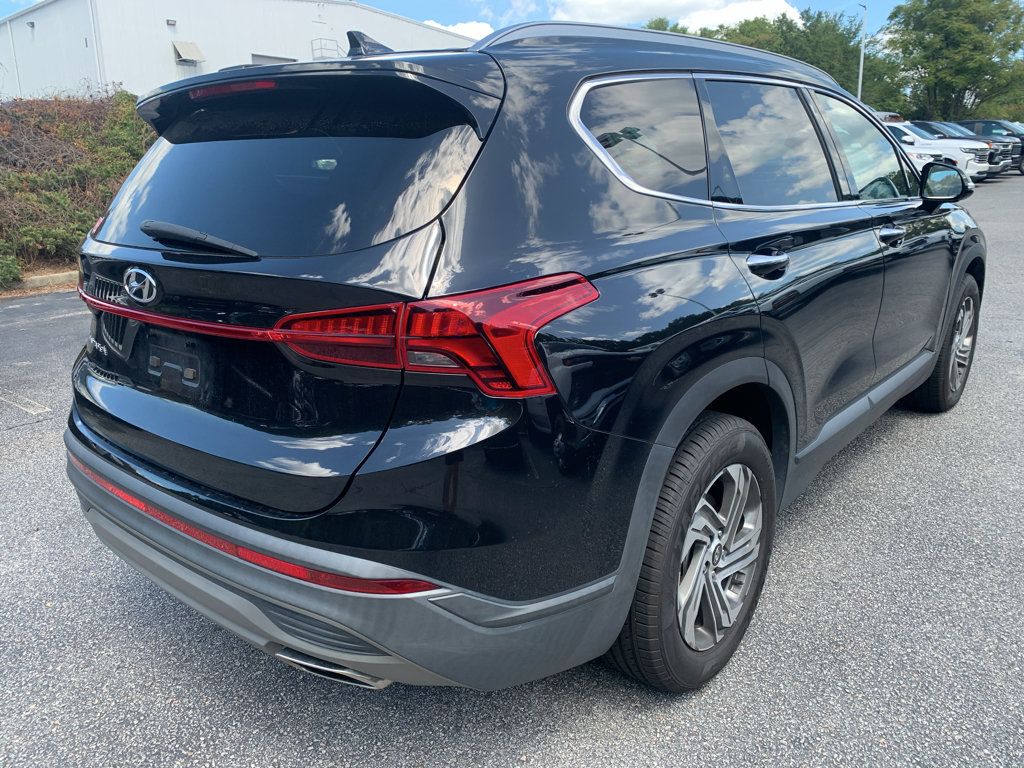 Used 2023 Hyundai Santa Fe SEL FWD image 5