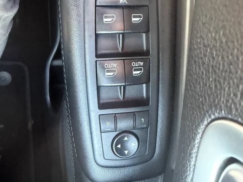Used 2019 Dodge Durango SXT RWD image 23